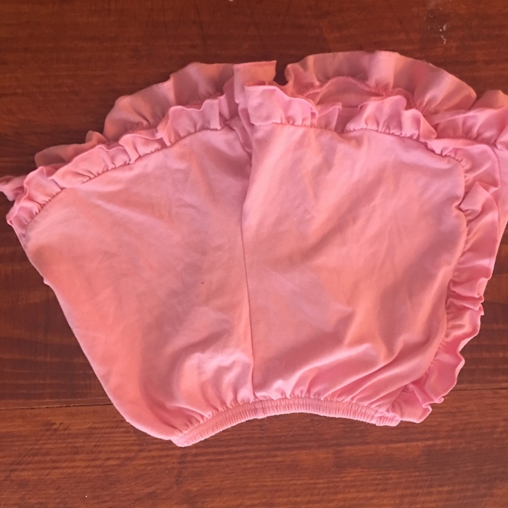 Girls boutique ruffle shorts size 6/7